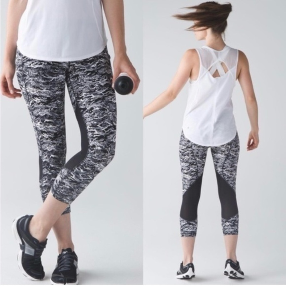 Lululemon Pace Rival Crop Nami Wave